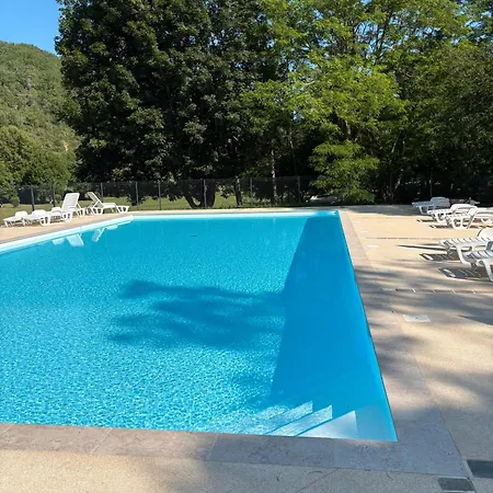 Holiday home Mobilhome Le Chataignier