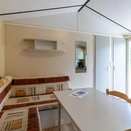 Дом отдыха Mobilhome Le Chataignier Saint-Pompont